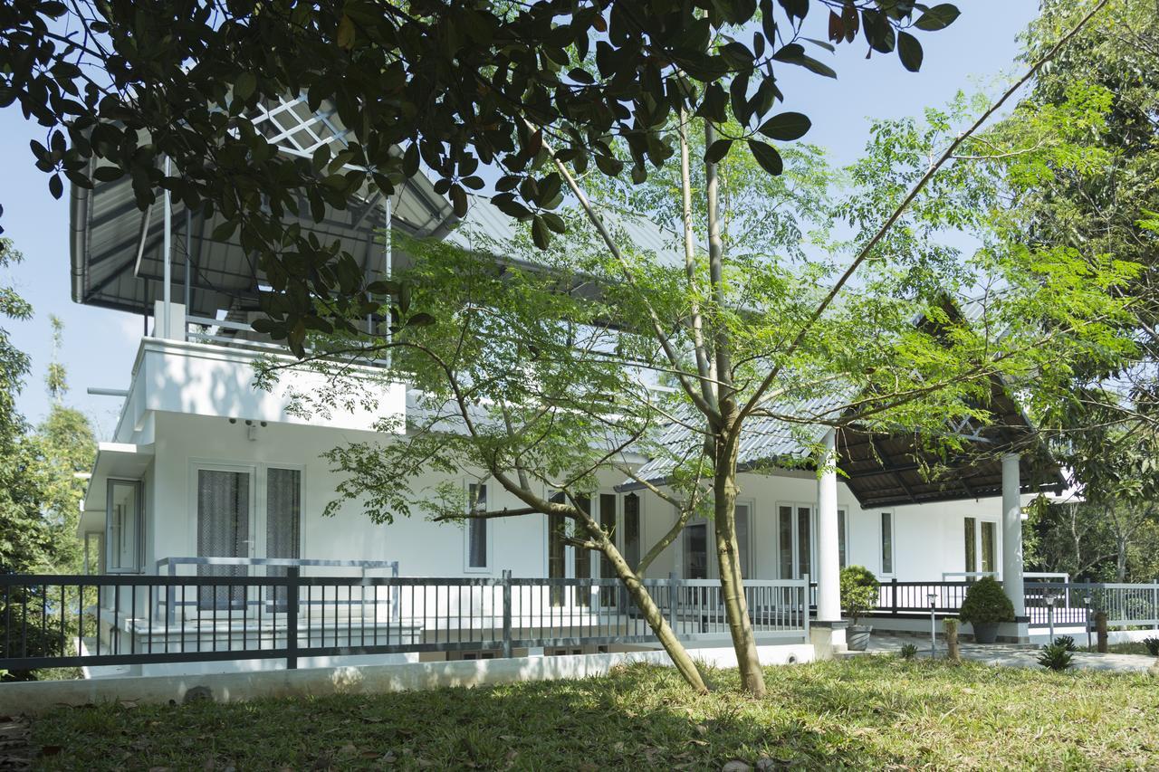 Bamboo Creak Hotel Thekkady Buitenkant foto